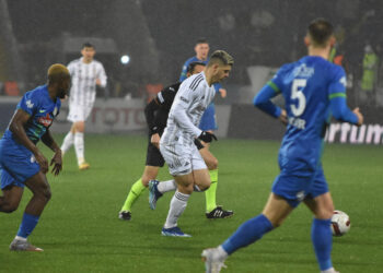 Çaykur Rizespor Beşiktaş'a 4-0 mağlup oldu