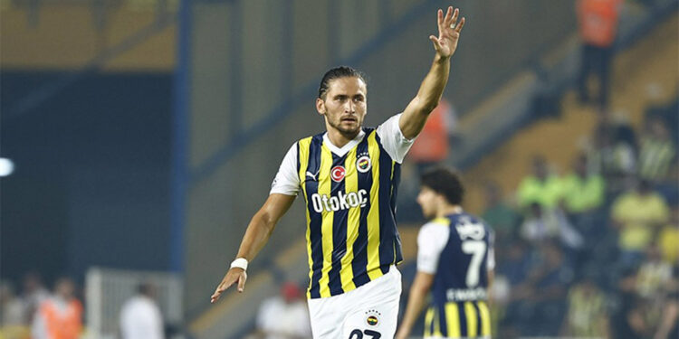 Miguel Crespo'nun arka adalesinde yırtık tespit edildi