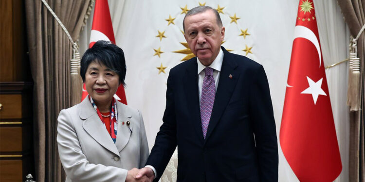 Erdoğan Japonya Dışişleri Bakanı Kamikawa Yoko'yu kabul etti