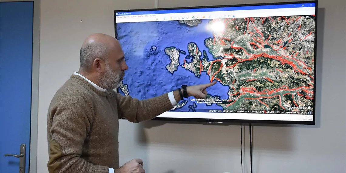 Deü daum, ege denizi seferihisar açıklarında meydana gelen depremin ardından i̇zmir körfezindeki tsunami risklerinin araştırılması için harekete geçti.