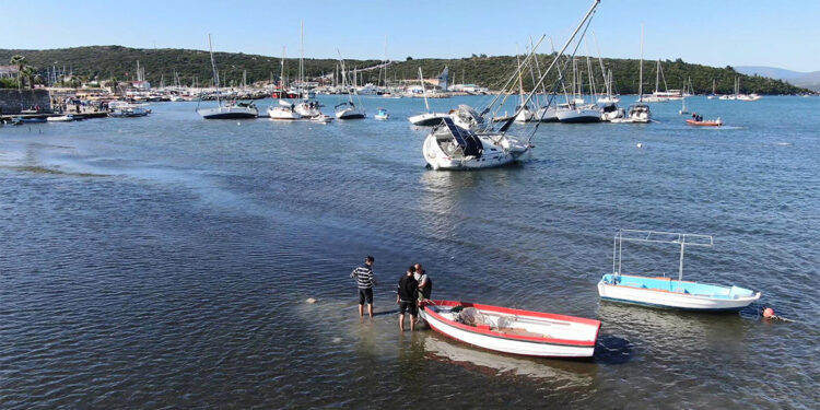 İzmir körfezindeki tsunami risklerini hesaplayan bilimsel çalışma