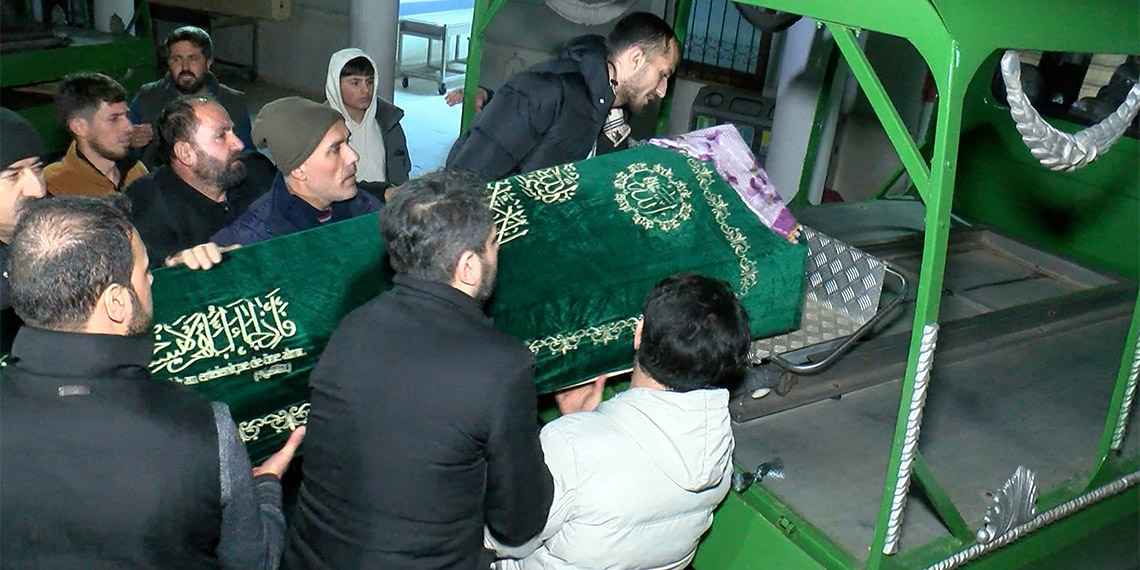 Sultanbeyli'de düğün salonunda öldürülen Kader son yolculuğuna uğurlandı