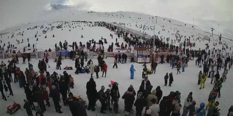 Erciyes, hafta sonu 123 bin ziyaretçiyi ağırladı