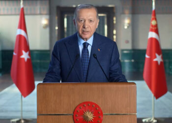 Cumhuriyetimizin ikinci asrına uzay göreviyle adım atıyoruz