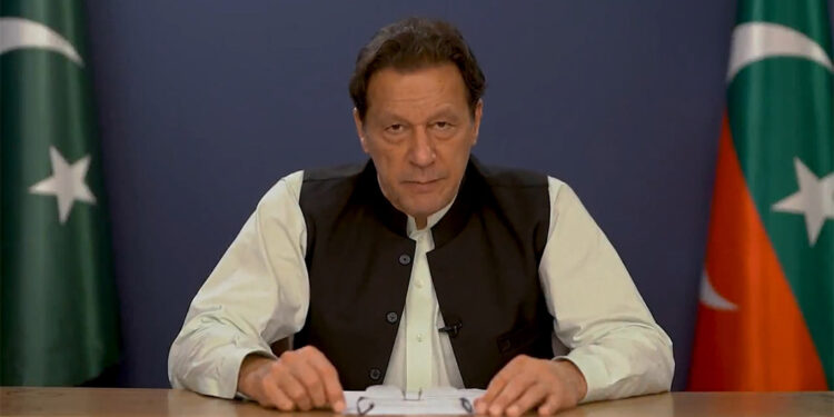 İmran Han ve eşi Büşra Bibi hapis cezasına çarptırıldı