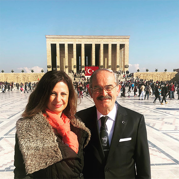 Eskişehir'de Büyükerşen dönemi bitti, CHP Ayşe Ünlüce'yi (54) Eskişehir Büyükşehir Belediye Başkanlığı için aday gösterdi.