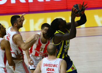 Fenerbahçe Beko-Kızılyıldız'a mağlup oldu