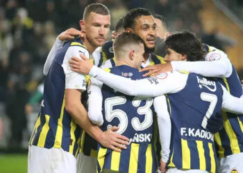 Fenerbahçe konyaspor'u 7-1 mağlup etti