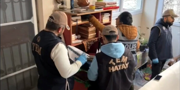 Kıskaç-3 operasyonlarında 38 şüpheli yakalandı