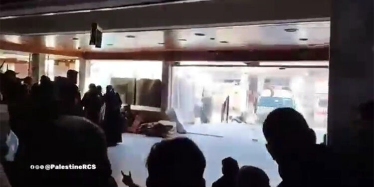 Al Amal Hastanesi yoğun ateş altında