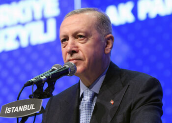 Ak Parti'nin İstanbul adayı Murat Kurum oldu