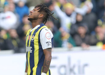 Fred'in sağ bacak uyluk ön bölgesinde tendonda yırtık tespit edildi