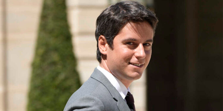 "Macron Boy" lakaplı Fransa'nın en genç ve ilk eş cinsel Başkanı Gabriel Attal kimdir?
