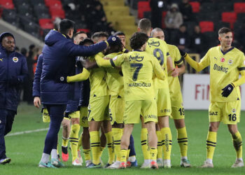 Gaziantep FK Fenerbahçe'ye 1-0 mağlup oldu