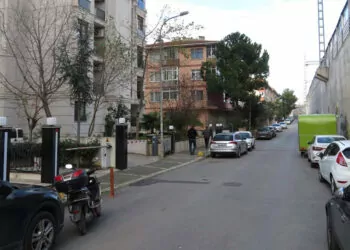Kadıköy'de öğrenci servisi kaçırıldı