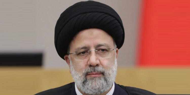 İran Cumhurbaşkanı Reisi'nin Türkiye ziyareti ertelendi