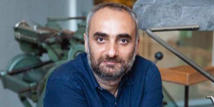 Gazeteci İsmail Saymaz beraat etti