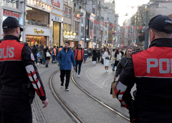 İstanbul Emniyeti 50 noktada denetim yaptı
