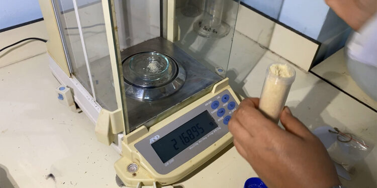 Karadeniz somonu kılçığından protein tozu elde edildi