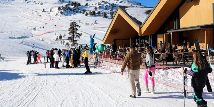 Kartalkaya'da sömestir tatilinde otel rezervasyonları yüzde 80