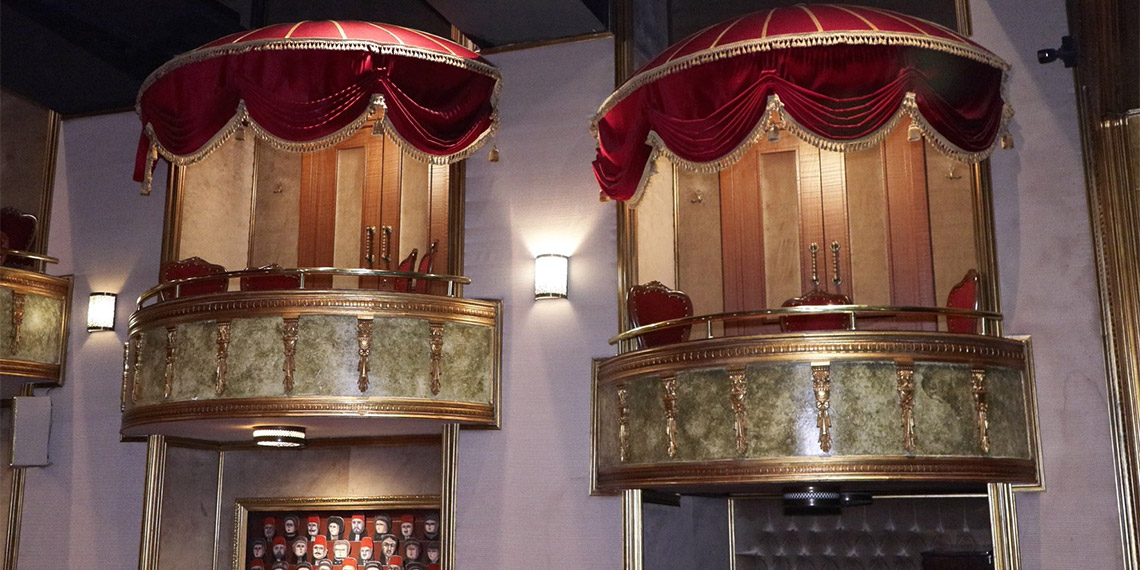 BtcTurk, güldürü geleneğinin nişanesi olarak kabul edilen kavuğun temsilcisi Şevket Çoruh’un yönetimindeki Baba Sahne’nin kurumsal sponsoru oldu.