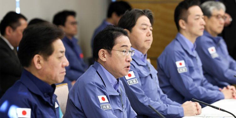 Haneda Havalimanı'ndaki kazada 5 kişi hayatını kaybetti