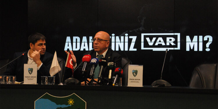 Hakemlerin düdüklerinin asılması gerekiyor