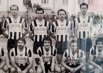 Kuşadası'nda efsane futbolcular son kez maç yapacak