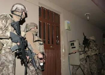 Mersin'de terör örgütü deaş'a operasyon; 7 gözaltı