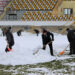 Muş Şehir Stadyumu'nda kar temizliği