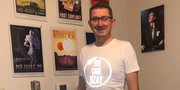 Türk bilim insanından 'Türkiye'nin uzay atılımı' için dönüş kararı