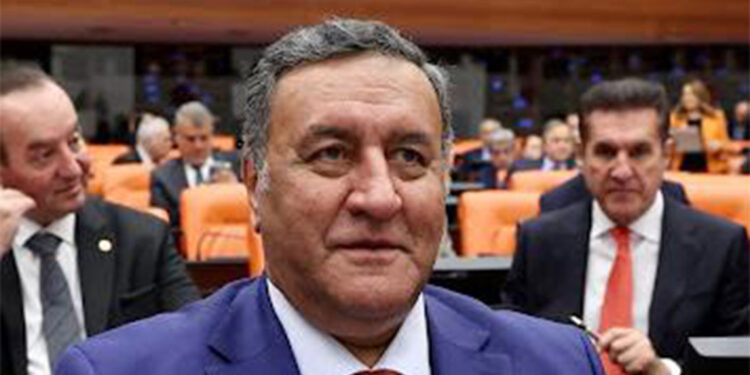 İktidar çırak ve stajyerler üzerinden büyük bir oyun oynuyor