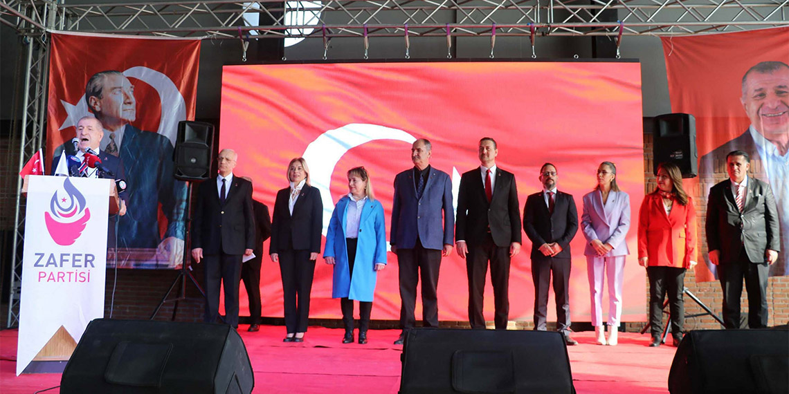 Zafer Partisi'nin İzmir Büyükşehir ve ilçe belediye başkan adayları tanıtıldı