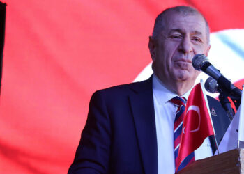 Zafer Partisi'nin İzmir Büyükşehir ve ilçe belediye başkan adayları tanıtıldı