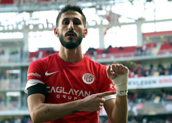 Sagiv Jehezkel kadro dışı bırakıldı, sözleşmesi feshedilecek