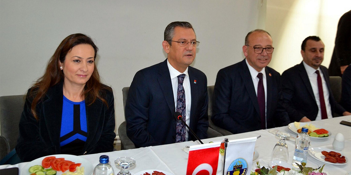 Emekli maaşlarını asgari ücret seviyesine çıkarmak zorundayız