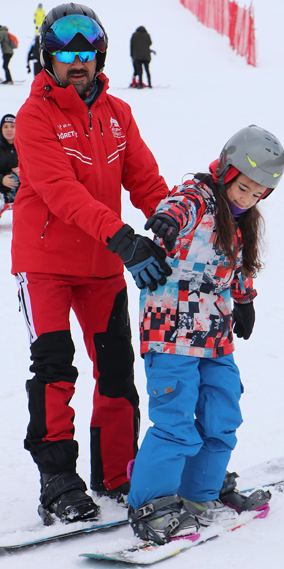 Palandöken Kayak Merkezi sömestir tatili ile daha da hareketlendi