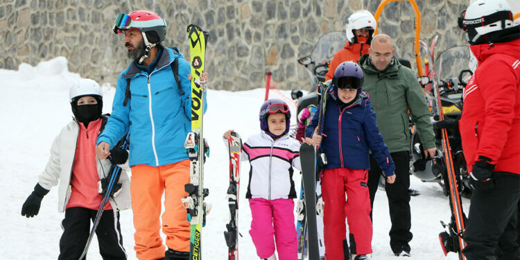 Palandöken Kayak Merkezi sömestir tatili ile daha da hareketlendi