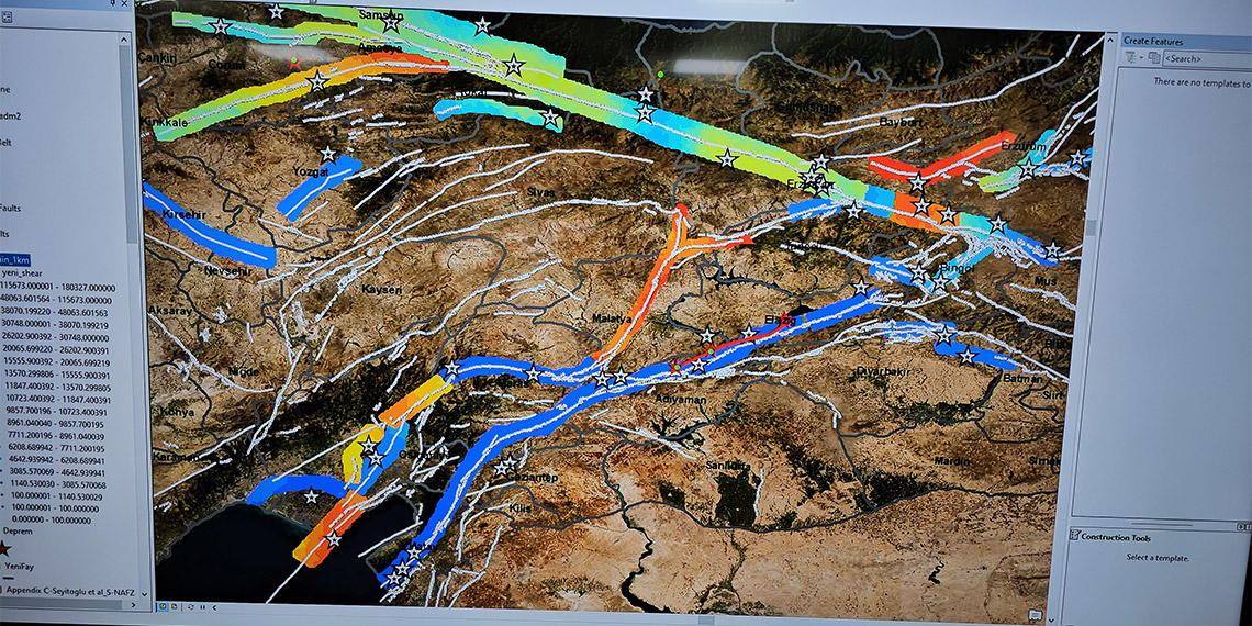 Zonguldak Bülent Ecevit Üniversitesi'nden (ZBEÜ) Prof. Dr. Şenol Hakan Kutoğlu, "Malatya'daki 2 deprem aynı hatta ancak mevcut fay haritalarında yok" dedi.