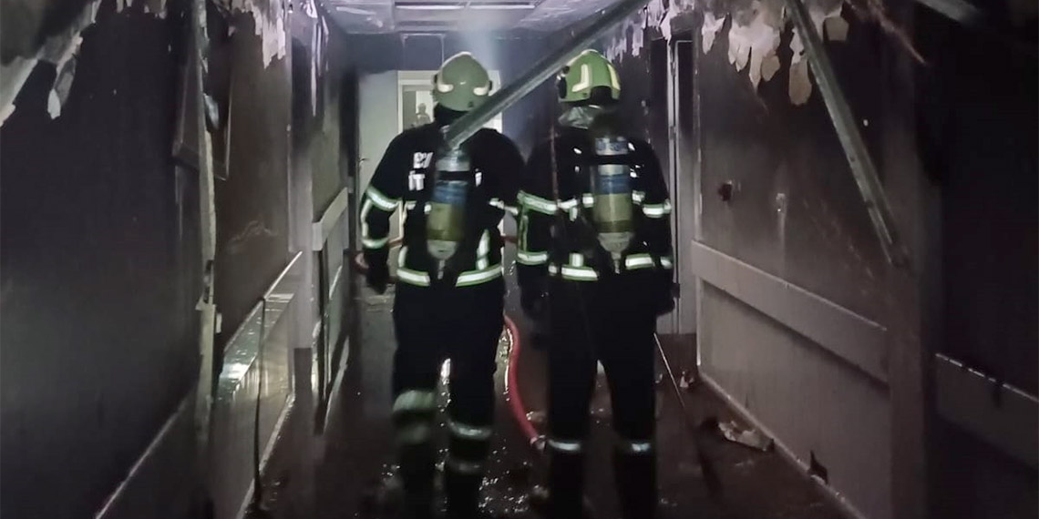 Psikiyatri hastası kaldığı odayı ateşe verdi