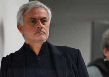 Roma, Jose Mourinho ile yollarını ayırdı