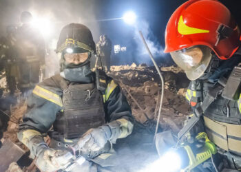 Rusya, Pokrovsk kentini vurdu; 11 ölü