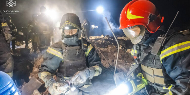 Rusya, Pokrovsk kentini vurdu; 11 ölü