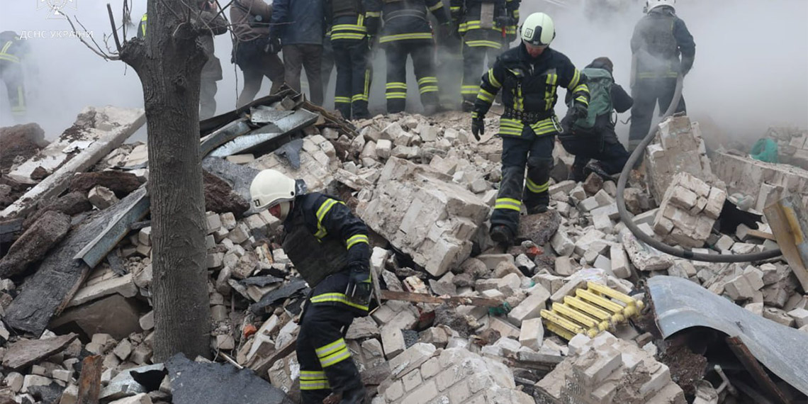Harkiv'e füze saldırısı; 5 kişi öldü
