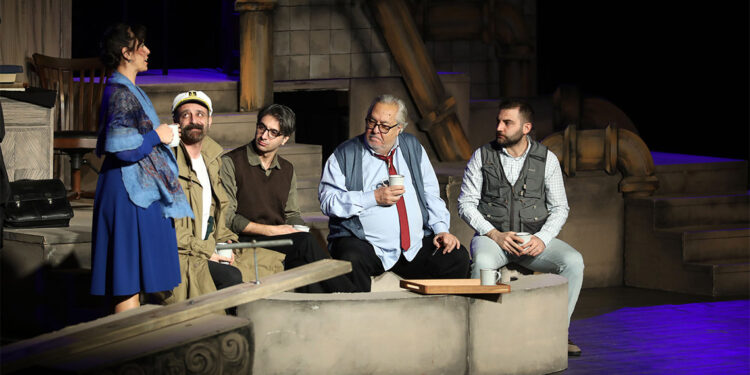 "Bir Halk Düşmanı" oyunu sahnelendi