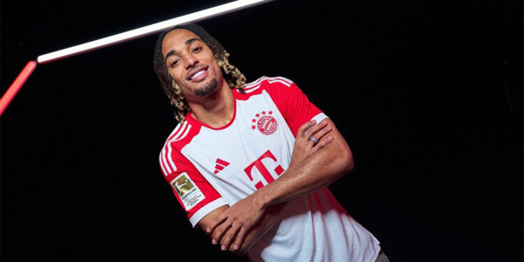 Sacha Boey'un Bayern Münih'e transfer olduğu açıklandı