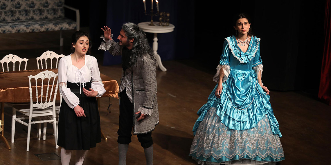 Sadri Alışık Konservatuarı öğrencileri sahne aldı