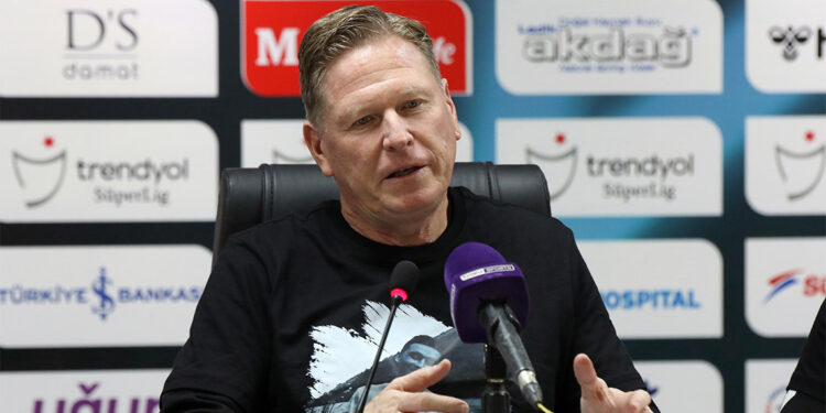 Samsunspor Fatih Karagümrük’ü 1-0 mağlup etti