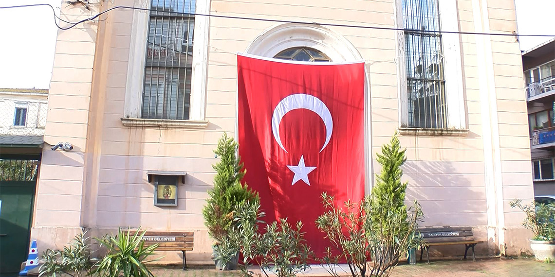 Sarıyer'de kilisedeki saldırıyı anlatan kilisenin avukatı Afşin Hatipoğlu, "Saldırganların kapıyı açıp içeri aldıkları kişi o günkü kurban" dedi.