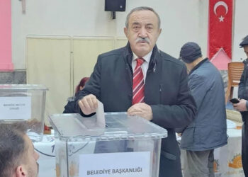 Şavşat Belediye Başkanı Nihat Acar partisinden istifa etti